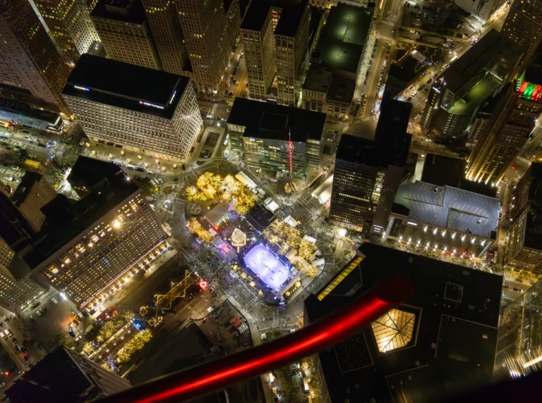 MFT_Detroit_Christmastree_tourphoto5