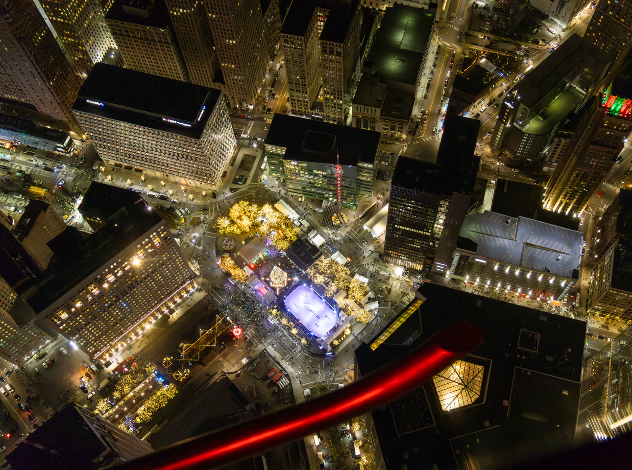 MFT_Detroit_Christmastree_tourphoto5