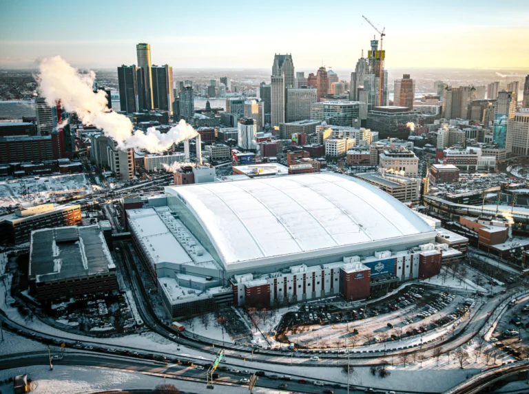 MFT_Detroit_downtownwinter_tourphoto4