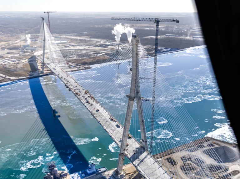 MFT_Detroitwinter_bridge_tourphoto1