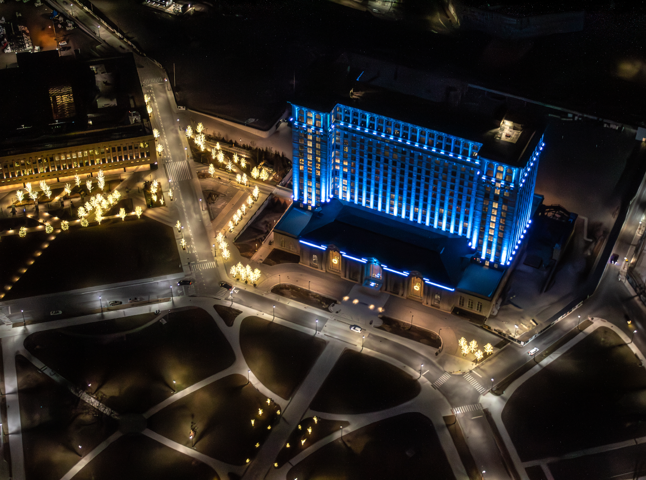 MFT_Detroitwinter_trainstation_tourphoto