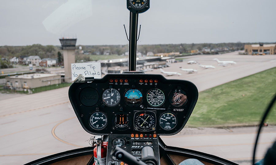 detroit helicopter take off from airport