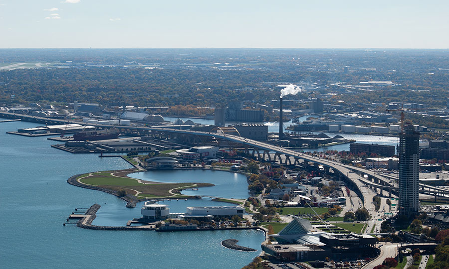 Veterans Park and Lakeshore State Park