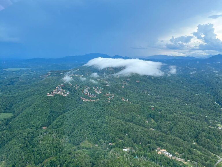 Smoky Mountains helicopter ride view