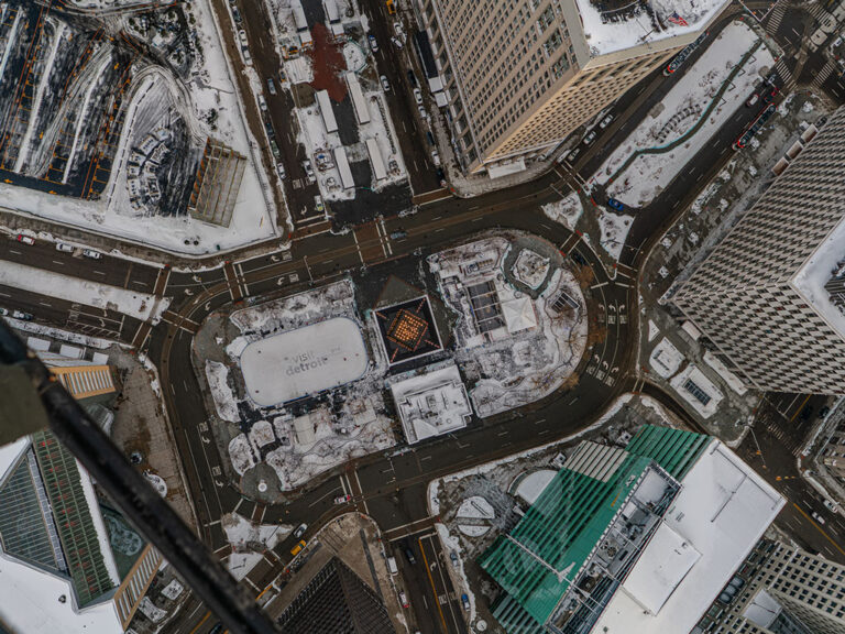 Detroit-Christmas-Lights-2