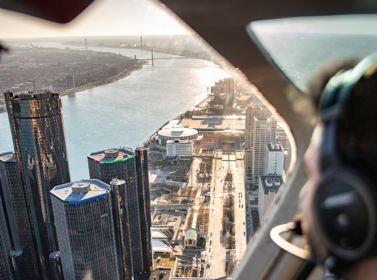 MFT_Detroitwinter_bridge_tourphoto3