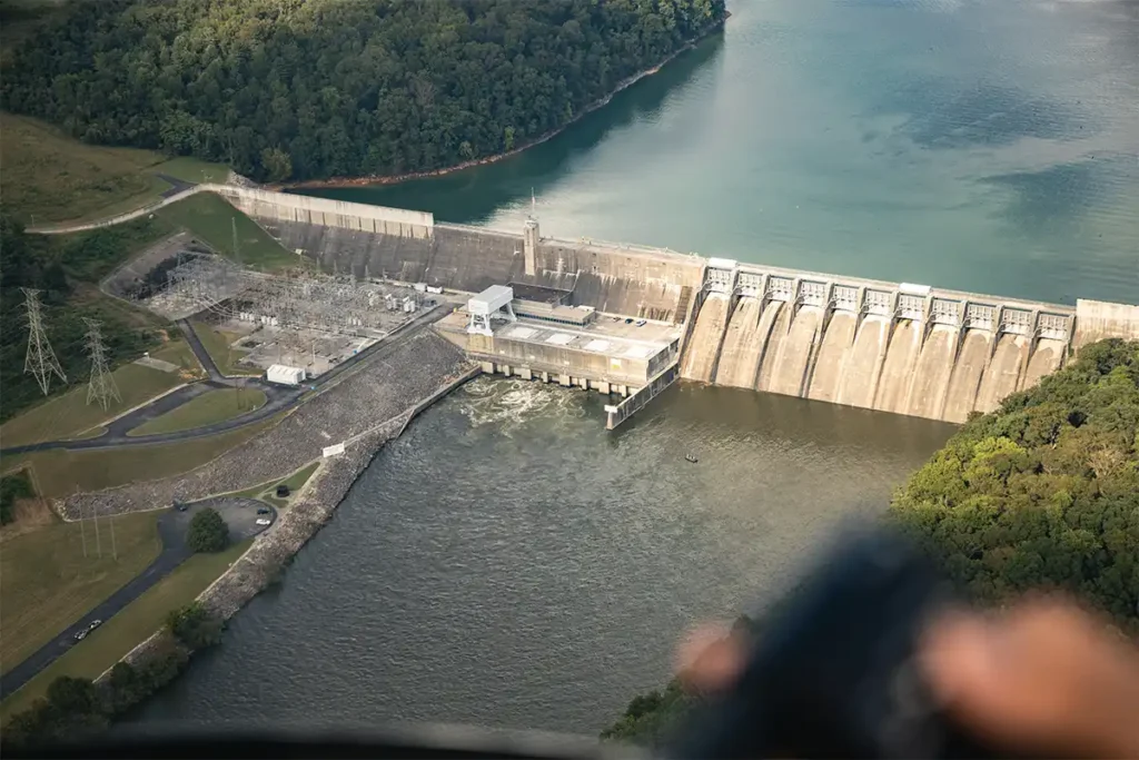 Smoky Moutains Douglas Dam at Douglas Lake